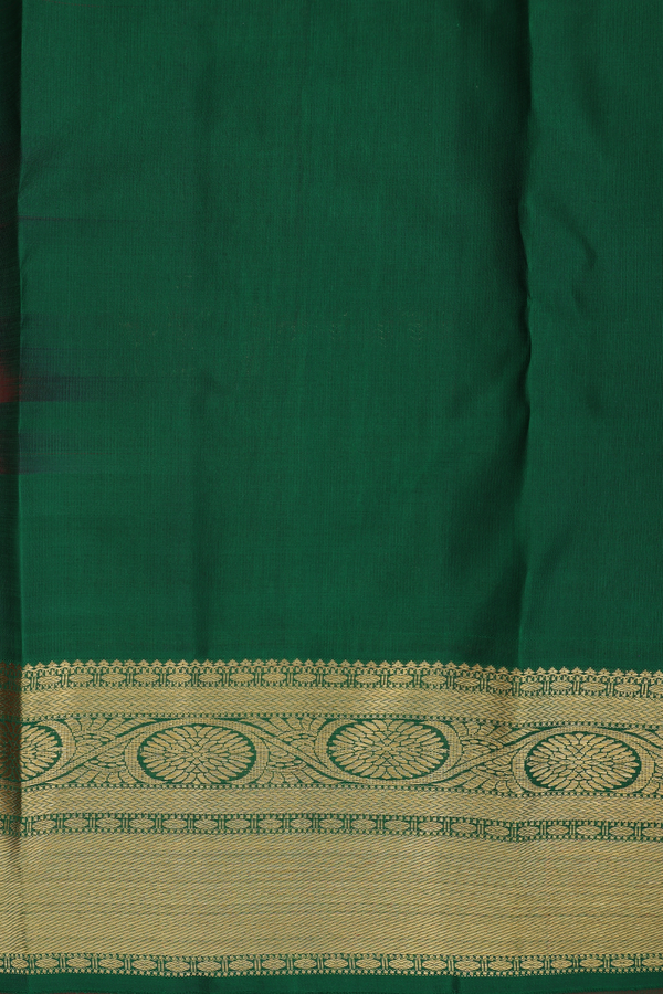 Kanchipuram Silk Saree In Chilli Red Tree Zari Motifs