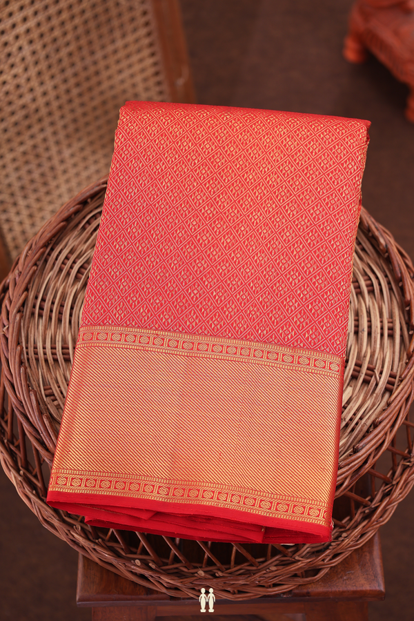 Kanchipuram Silk Saree In Chilli Red With Brocade Design