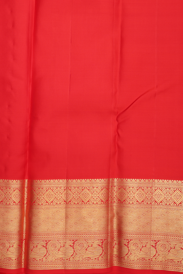 Kanchipuram Silk Saree In Chilli Red With Brocade Design