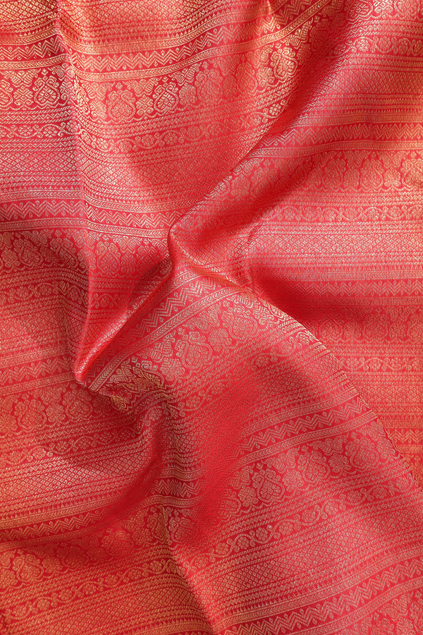 Kanchipuram Silk Saree In Chilli Red With Brocade Design