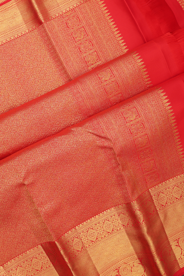 Kanchipuram Silk Saree In Chilli Red With Brocade Design