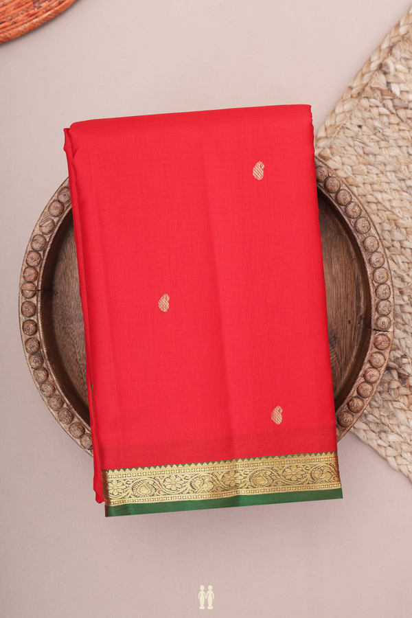 Kanchipuram Silk Saree In Chilli Red With Paisley Buttas