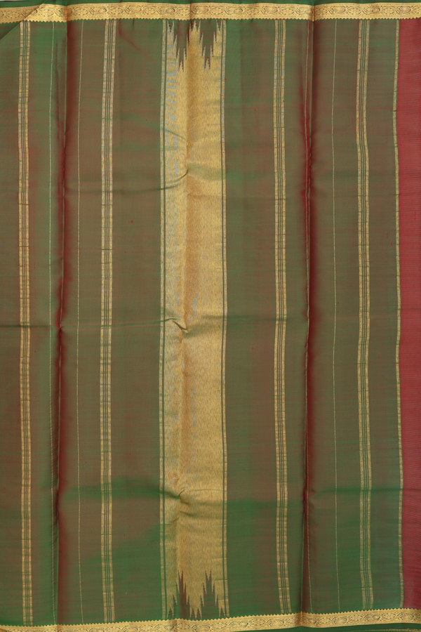Kanchipuram Silk Saree In Chilli Red With Paisley Buttas