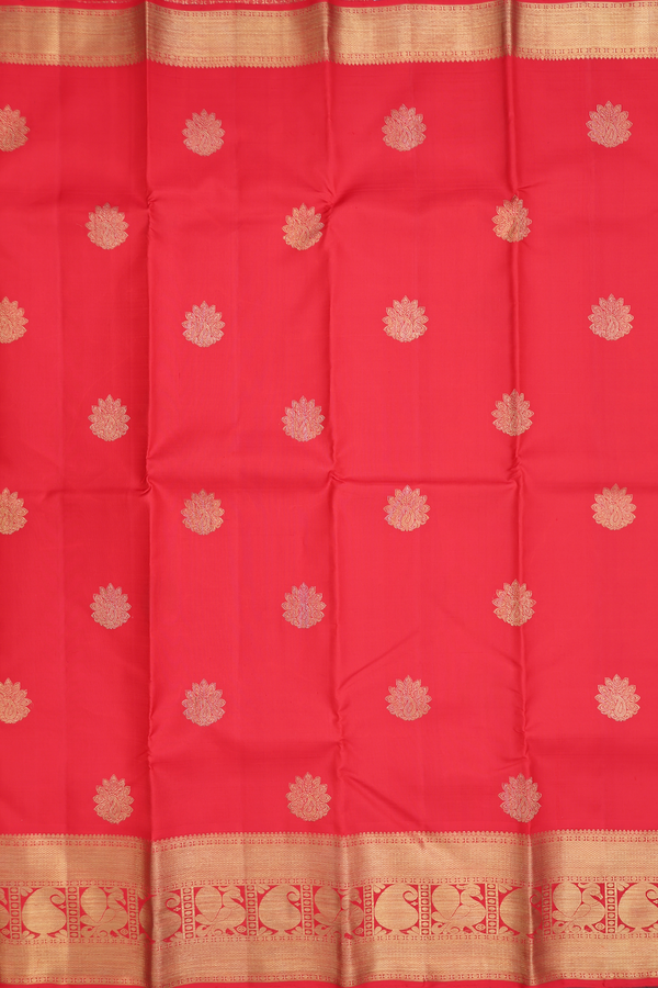 Kanchipuram Silk Saree In Chilli Red With Paisley Motifs