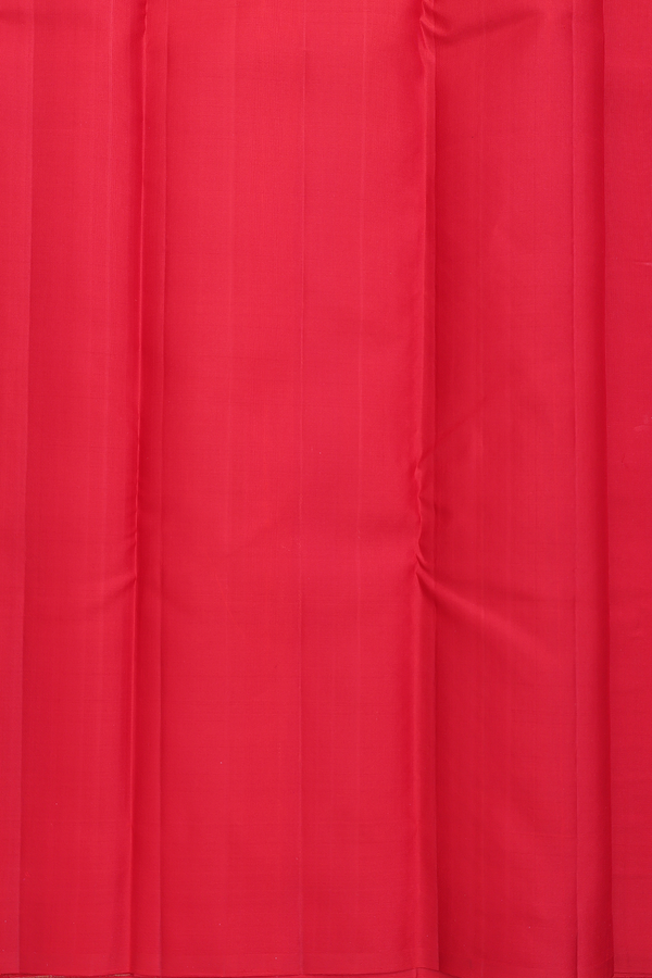 Kanchipuram Silk Saree In Chilli Red With Temple Border