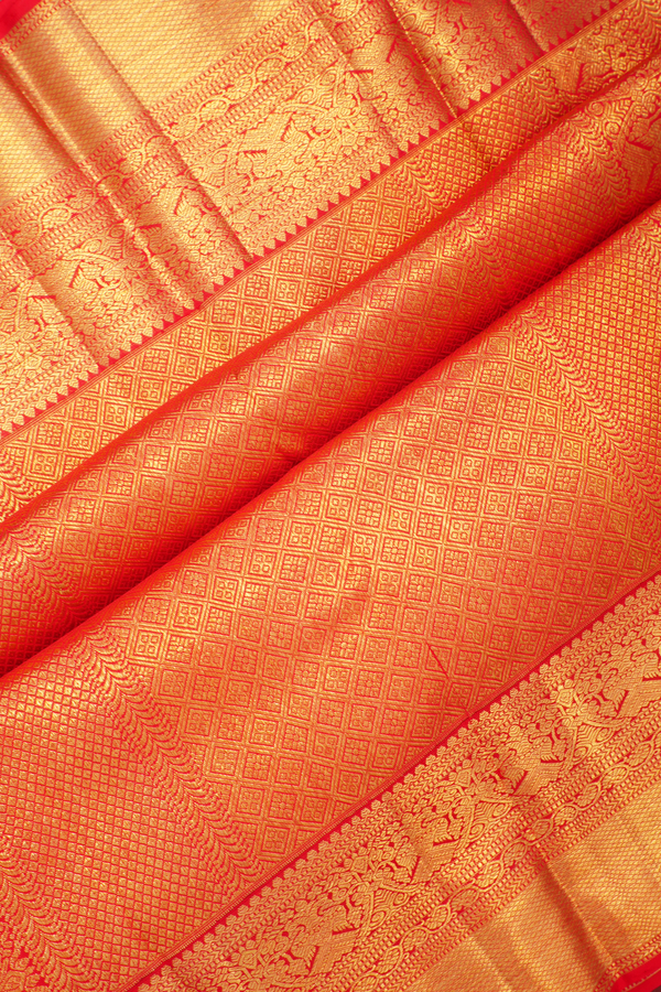 Kanchipuram Silk Saree In Chilli Red With Zari Buttas