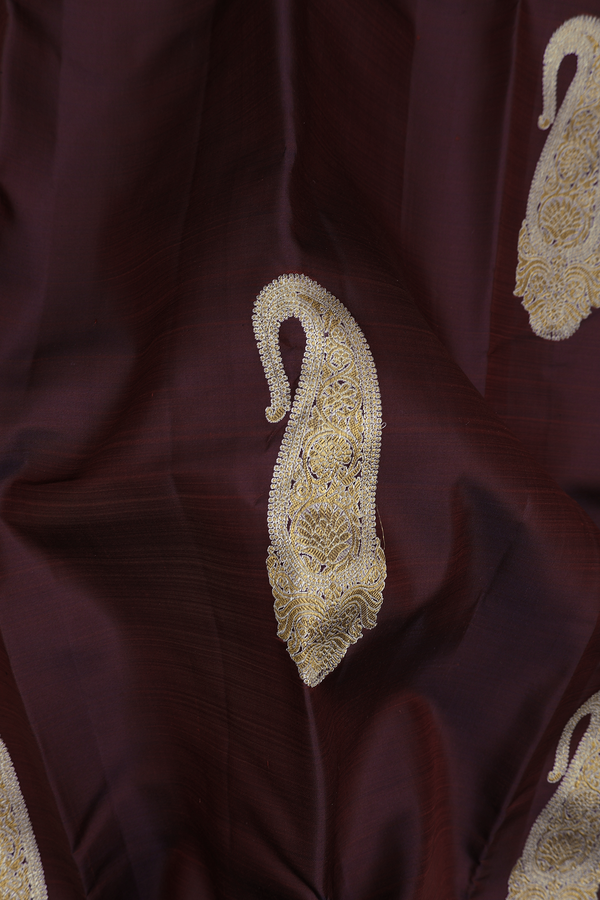 Kanchipuram Silk Saree In Coffee Brown With Paisley Design