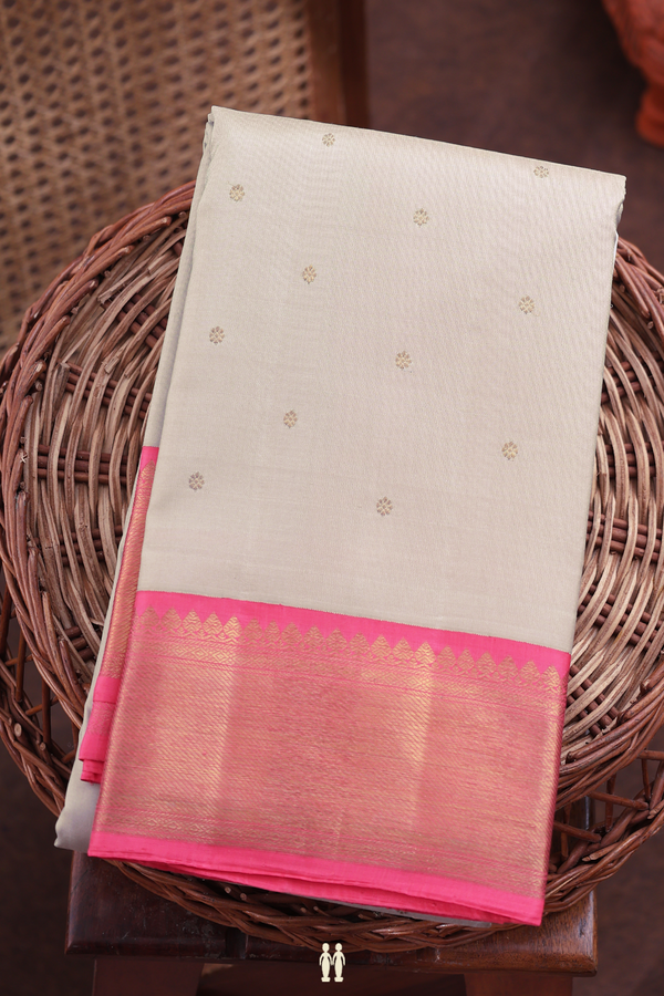 Kanchipuram Silk Saree In Greyish Cream With Floral Buttis