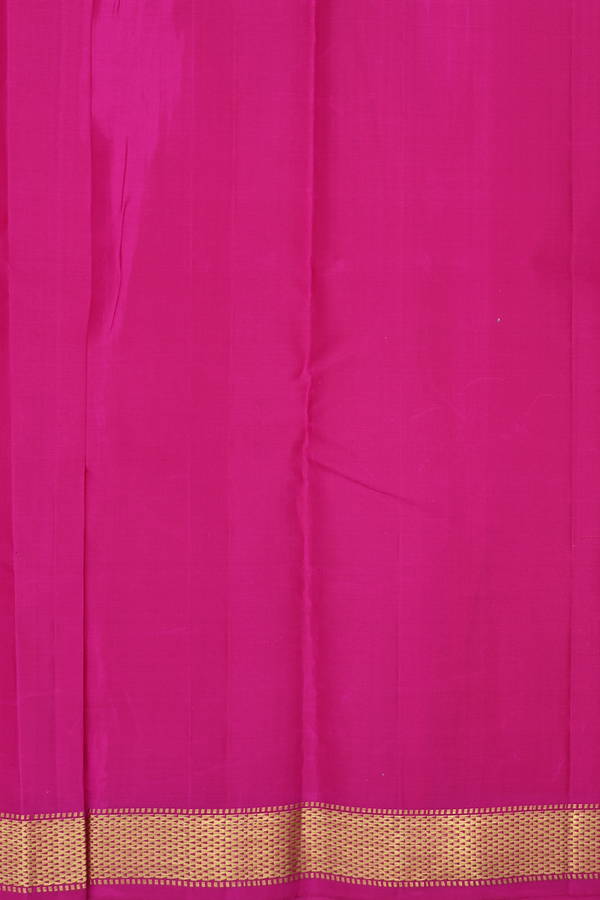 Kanchipuram Silk Saree In Coral Pink With Contrast Border