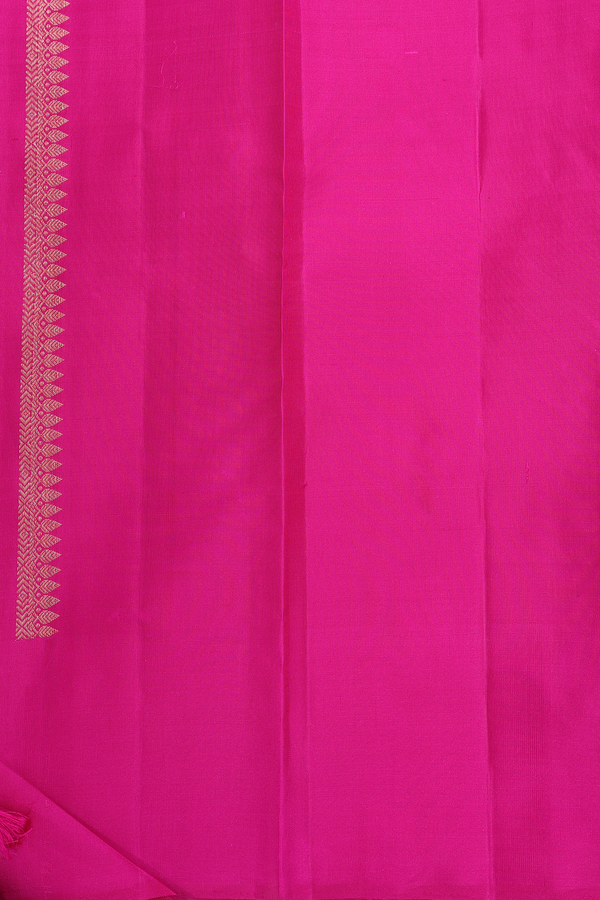 Kanchipuram Silk Saree In Coral Pink With Diamond Buttas