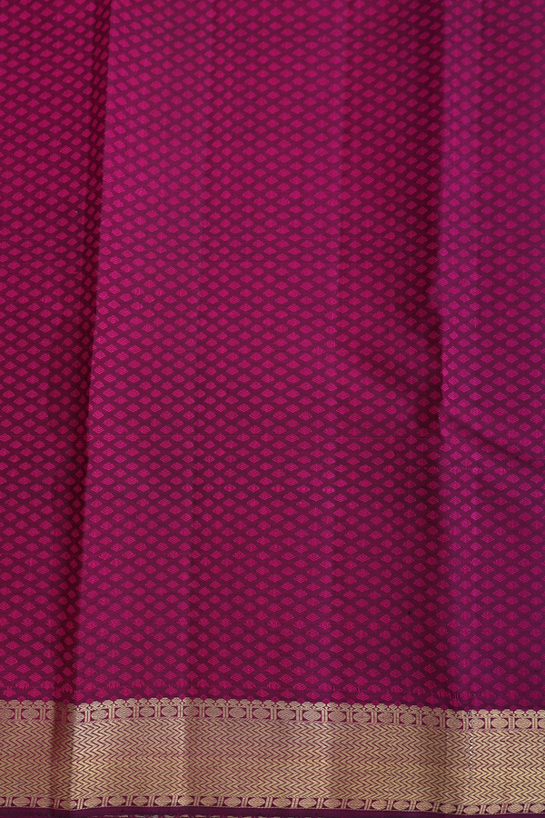 Kanchipuram Silk Saree In Coral Pink With Jacquard Pattern