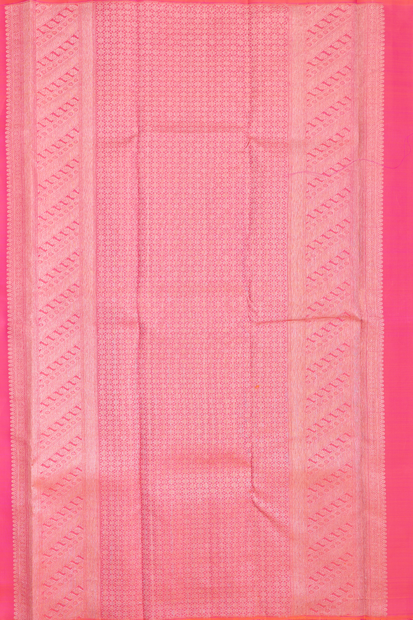 Kanchipuram Silk Saree In Coral Pink With Paisley Design