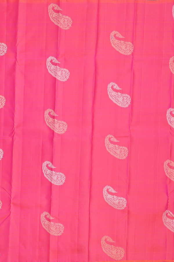 Kanchipuram Silk Saree In Coral Pink With Paisley Design
