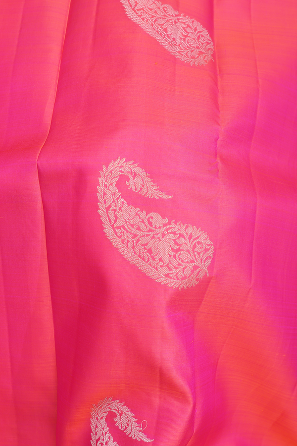 Kanchipuram Silk Saree In Coral Pink With Paisley Design