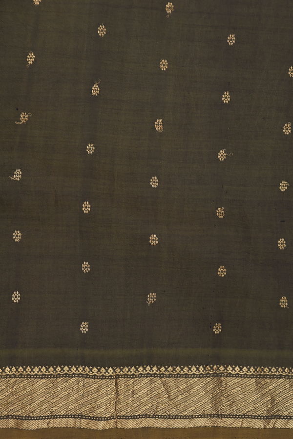 Kanchipuram Silk Saree In Cream With Floral Hand Painted