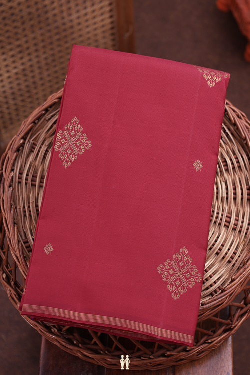 Kanchipuram Silk Saree In Crimson Red With Diamond Buttas