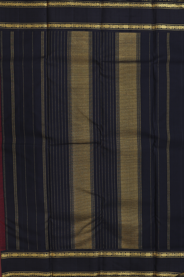 Kanchipuram Silk Saree In Crimson Red With Korvai Border