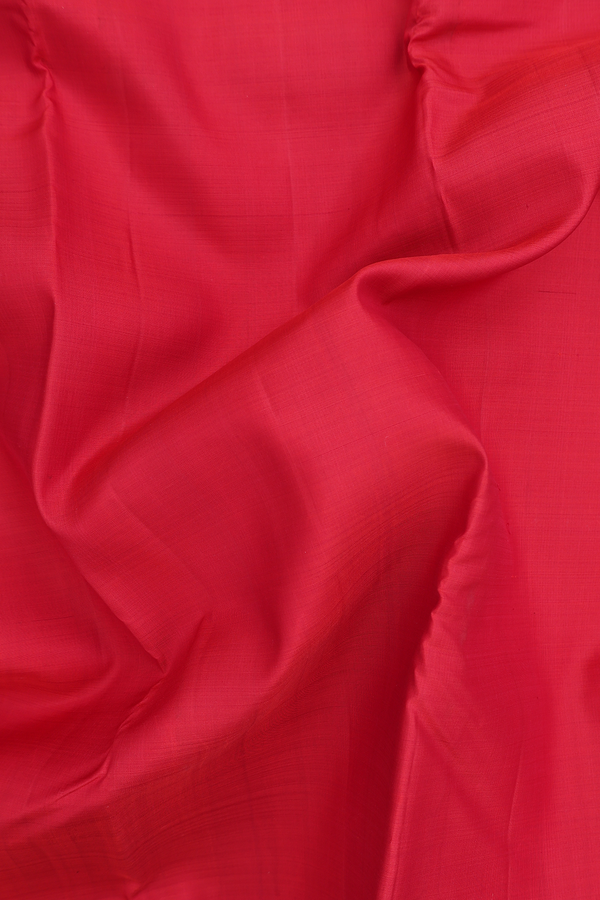 Kanchipuram Silk Saree In Crimson Red With Rettai Pettu Border