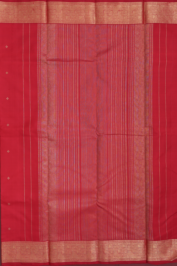 Kanchipuram Silk Saree In Crimson Red With Zari Buttas