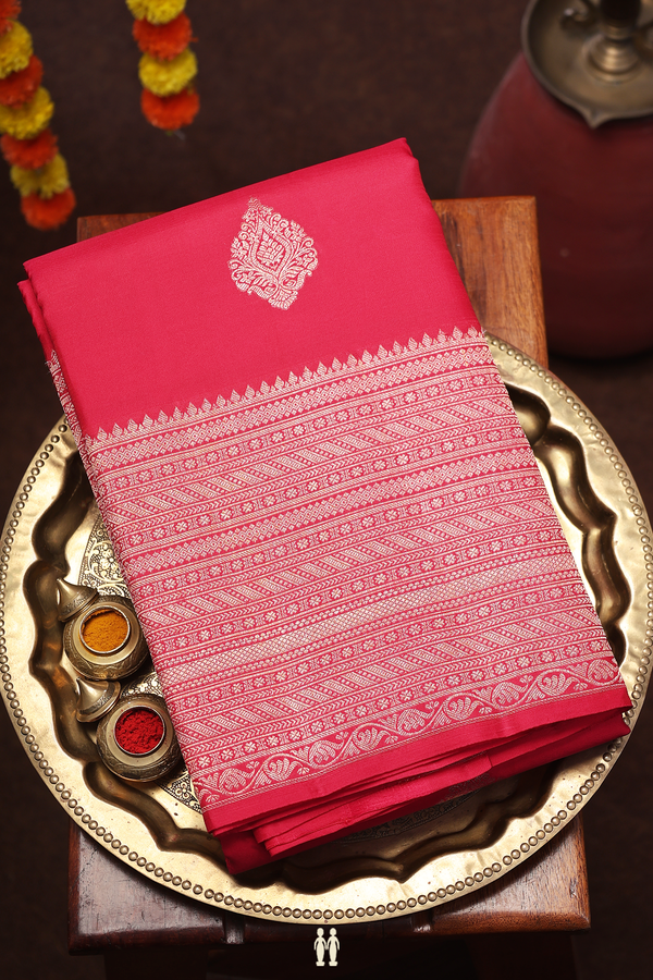 Kanchipuram Silk Saree In Crimson Red With Zari Motifs