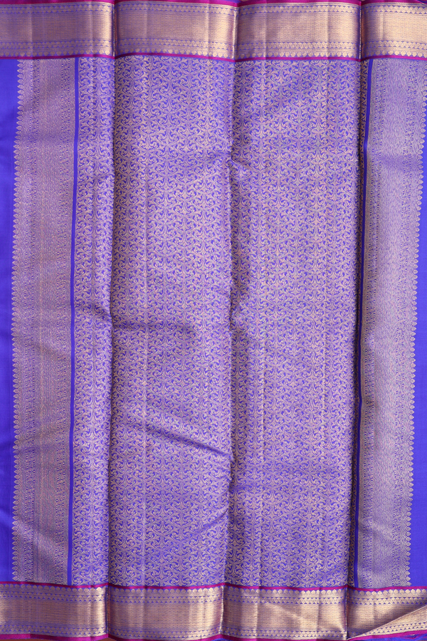 Kanchipuram Silk Saree In Dark Blue With Floral Buttas