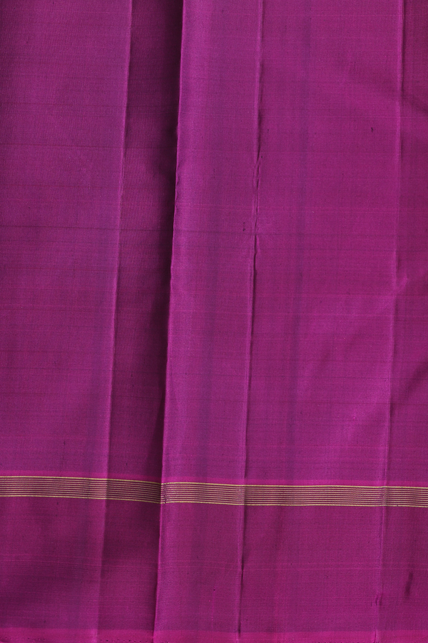 Kanchipuram Silk Saree In Dark Green With Checks Along Buttas