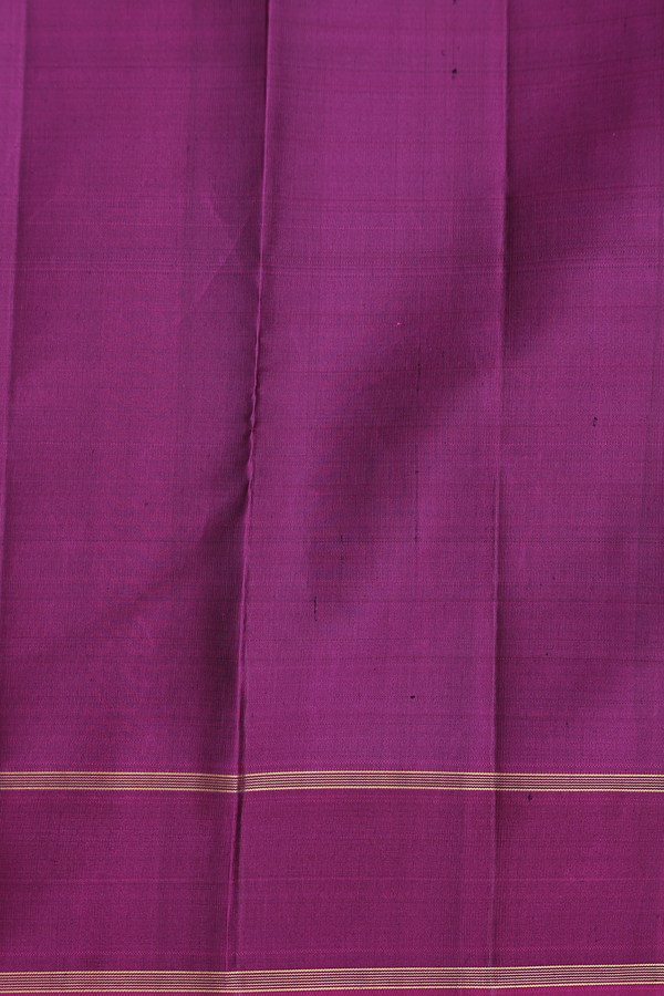 Kanchipuram Silk Saree In Dark Green With Checks Design