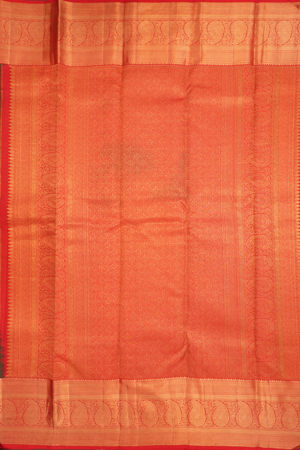 Kanchipuram Silk Saree In Dark Green With Floral Design
