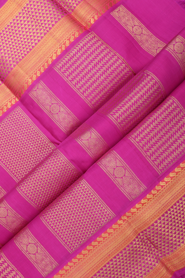 Kanchipuram Silk Saree In Dark Green With Iruthalai Pakshi