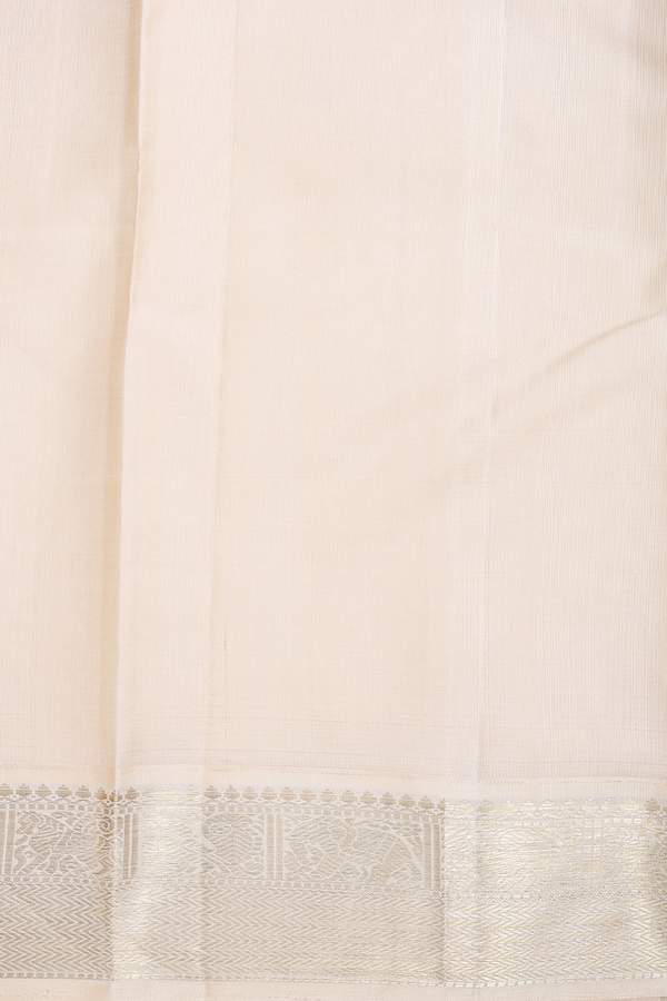 Kanchipuram Silk Saree In Dark Green With Paisley Buttas