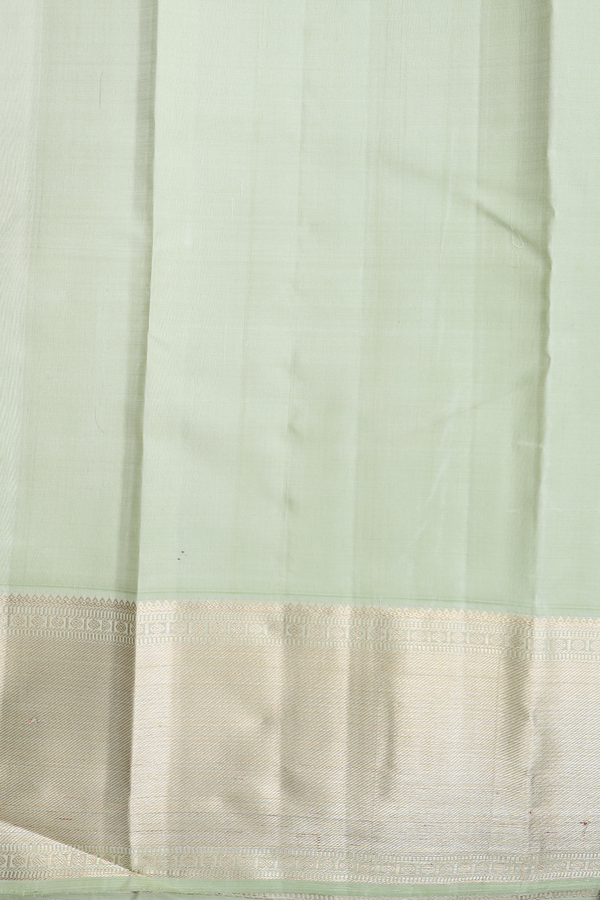 Kanchipuram Silk Saree In Dark Green With Twill Weave Border