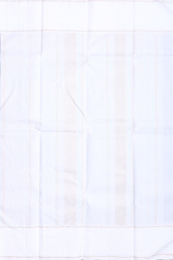 Kanchipuram Silk Saree In Dark Green With Zari Buttas