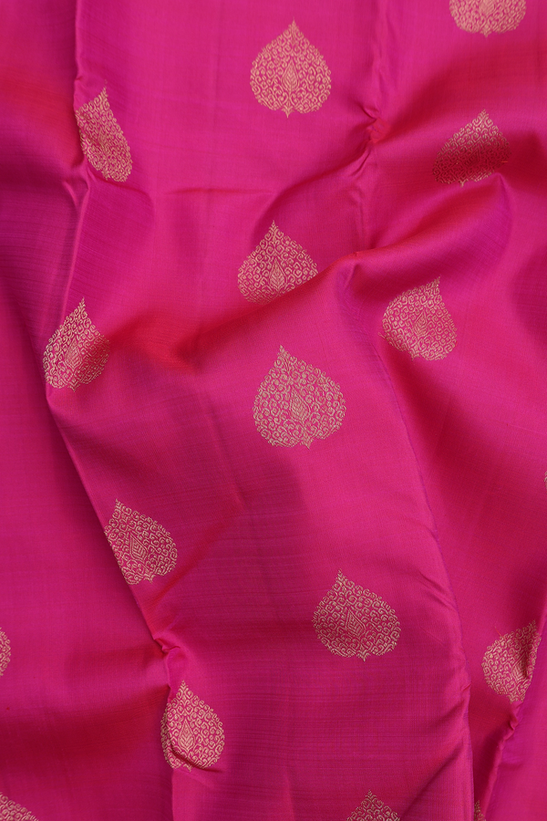 Kanchipuram Silk Saree In Deep Magenta With Zari Buttas
