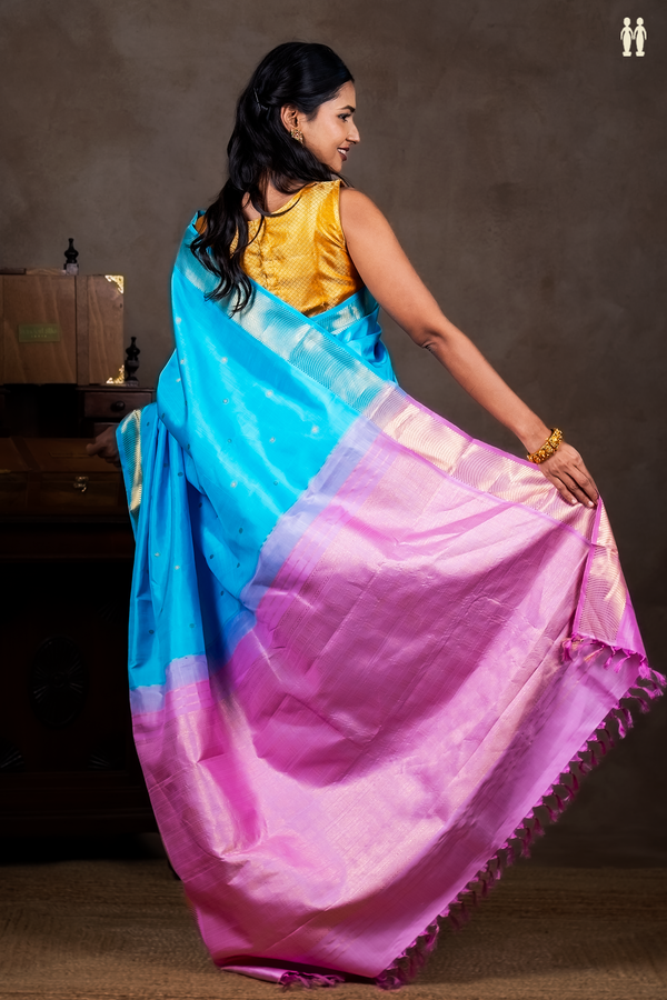 Kanchipuram Silk Saree In Deep Sky Blue With Floral Buttas
