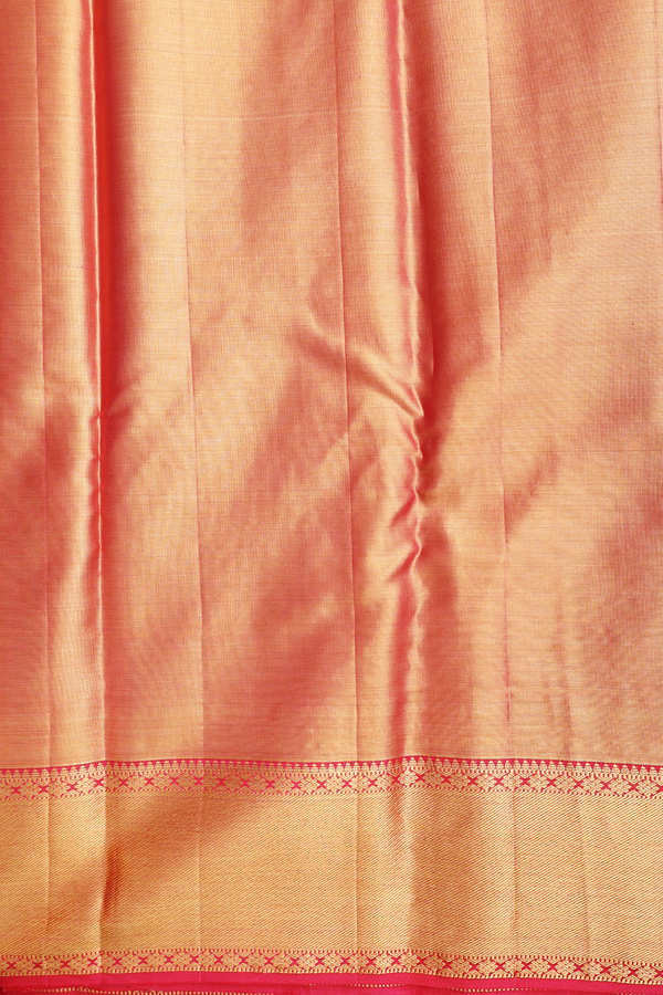 Kanchipuram Silk Saree In Dual Tone Tissue With Peacock Design