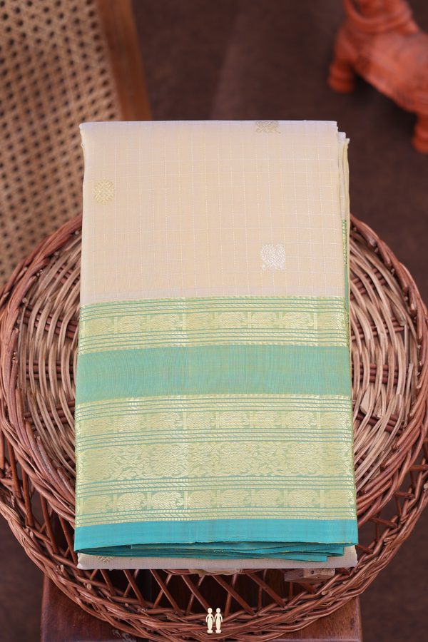 Kanchipuram Silk Saree In Dual Tone With Checks Design