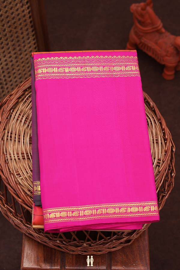 Kanchipuram Silk Saree In Dual Tone With Checks Design