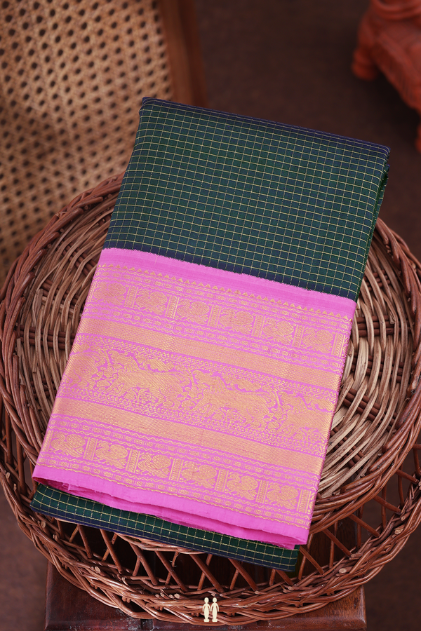 Kanchipuram Silk Saree In Dual Tone With Checks Design