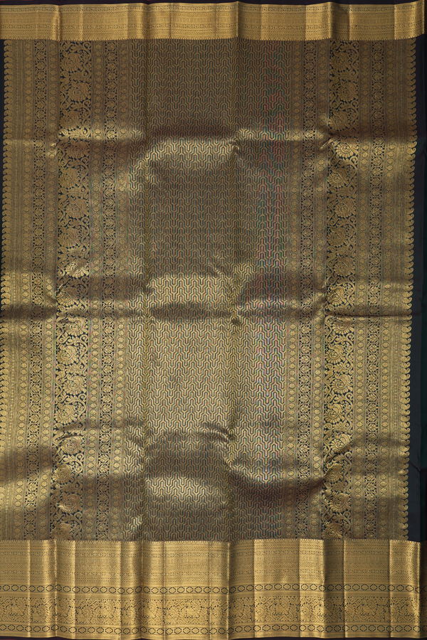 Kanchipuram Silk Saree In Dual Tone With Checks Design