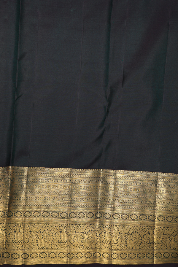Kanchipuram Silk Saree In Dual Tone With Checks Design