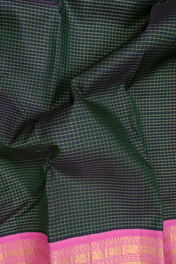 Kanchipuram Silk Saree In Dual Tone With Checks Design