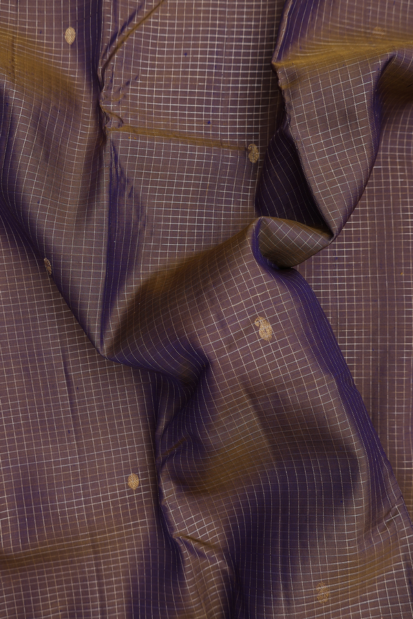 Kanchipuram Silk Saree In Dual Tone With Checks Design