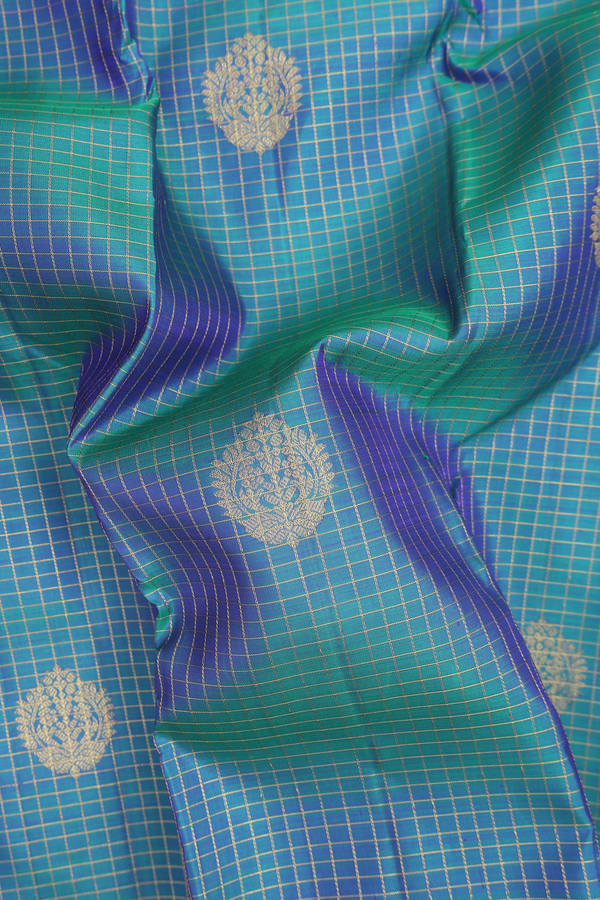 Kanchipuram Silk Saree In Dual Tone With Checks Design
