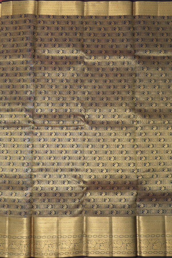 Kanchipuram Silk Saree In Dual Tone With Checks Design