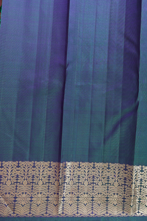 Kanchipuram Silk Saree In Dual Tone With Diagonal Design