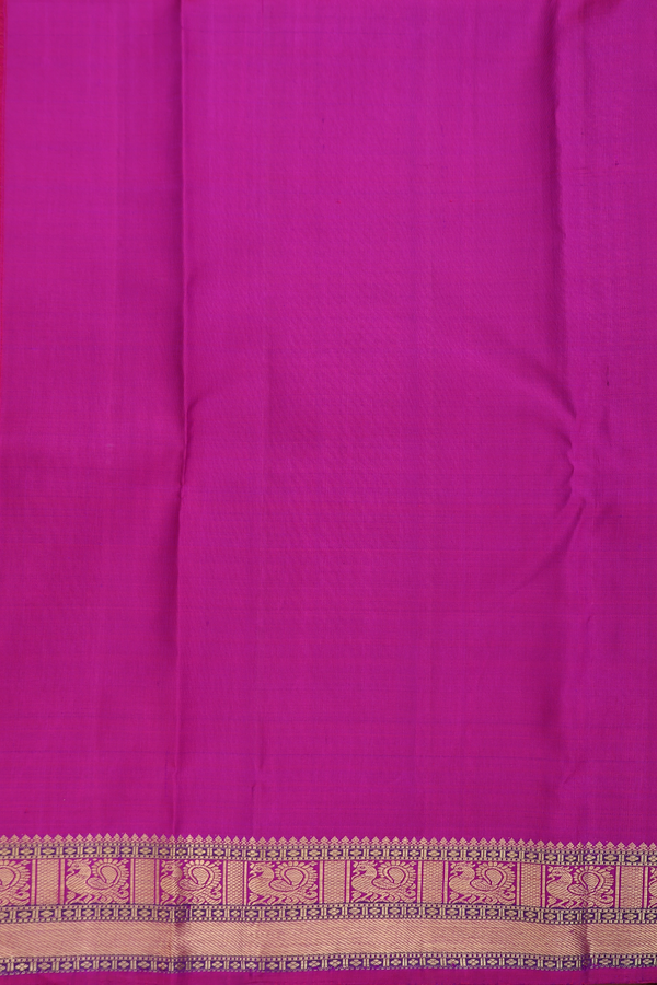 Kanchipuram Silk Saree In Dual Tone With Floral Buttis