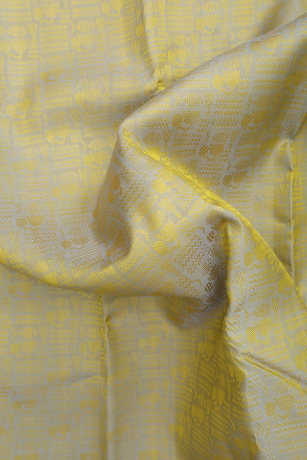 Kanchipuram Silk Saree In Dual Tone With Jacquard Pattern