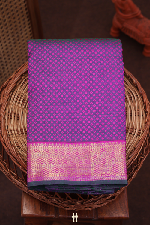 Kanchipuram Silk Saree In Dual Tone With Jacquard Pattern