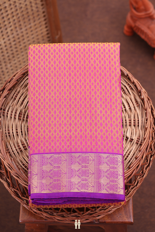 Kanchipuram Silk Saree In Dual Tone With Jacquard Pattern
