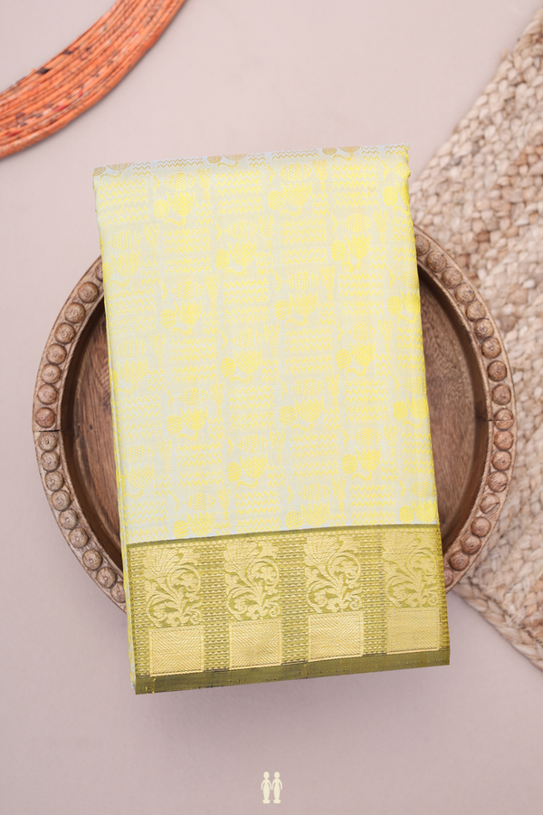 Kanchipuram Silk Saree In Dual Tone With Jacquard Pattern